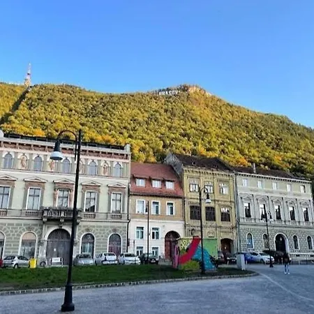 Piata Sfatului Pietonal Διαμέρισμα Μπρασόβ